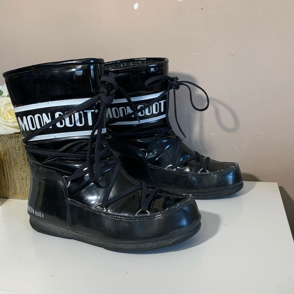 SOLD TECNICA THE ORIGINAL MOON BOOTS Patent - Picture 5 of 10